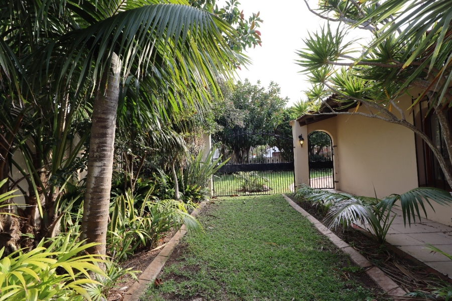 4 Bedroom Property for Sale in Summerstrand Eastern Cape